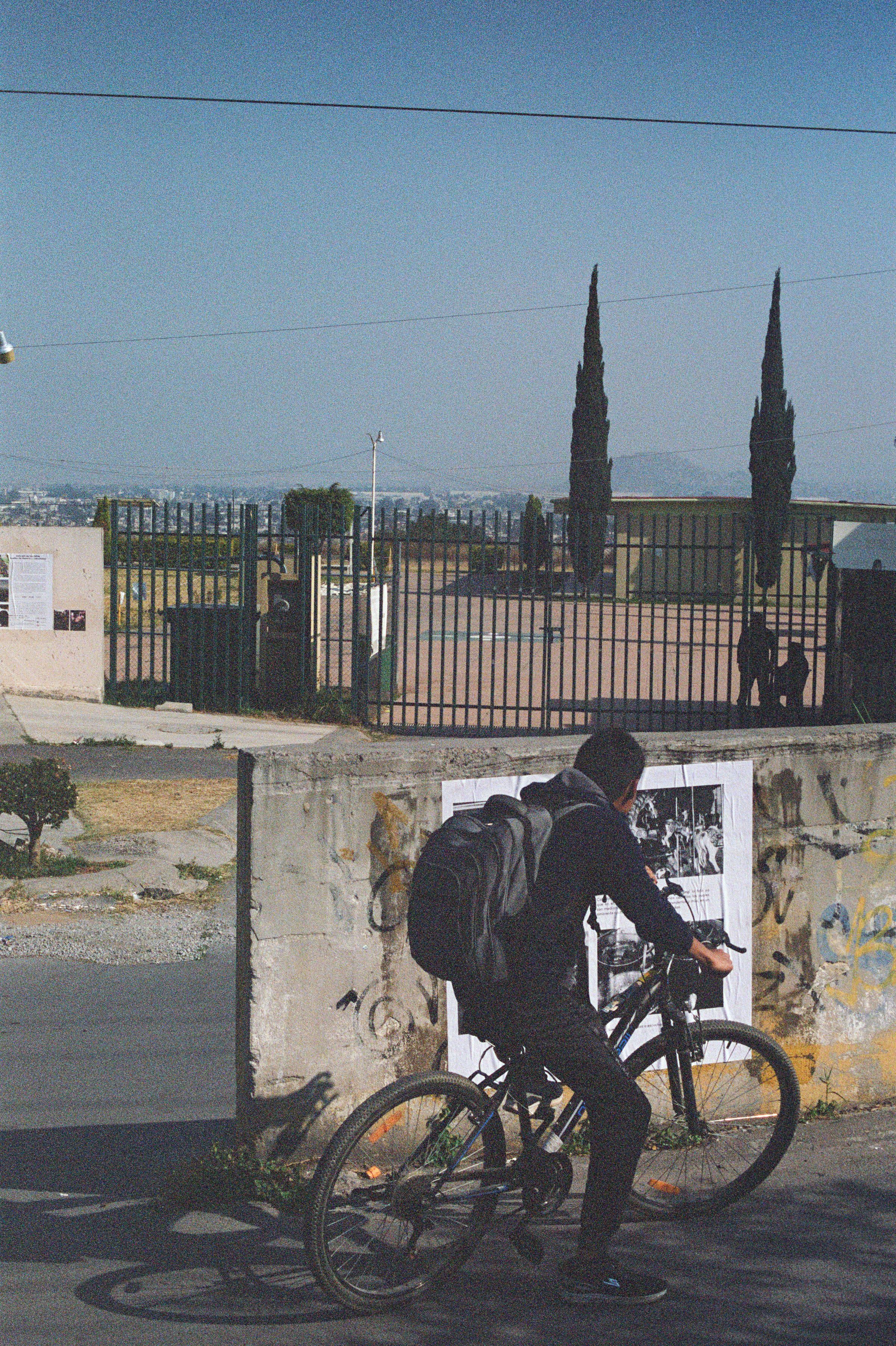 la exposición en las calles de Casas ARA